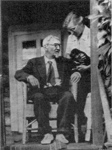 А. И. Куприн и Е. М. Куприна в доме творчества «Голицыно». 1937 г.